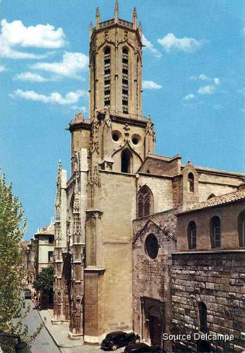 13 Aix en Provence La Cite du Roy Rene.jpg